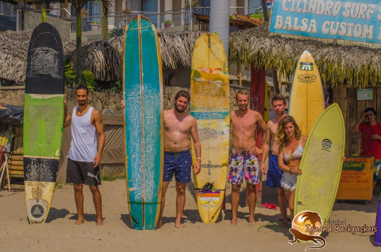 Iguana Beach House Hostel Montanita Ngoại thất bức ảnh