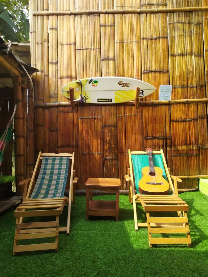 Iguana Beach House Hostel Montanita Ngoại thất bức ảnh