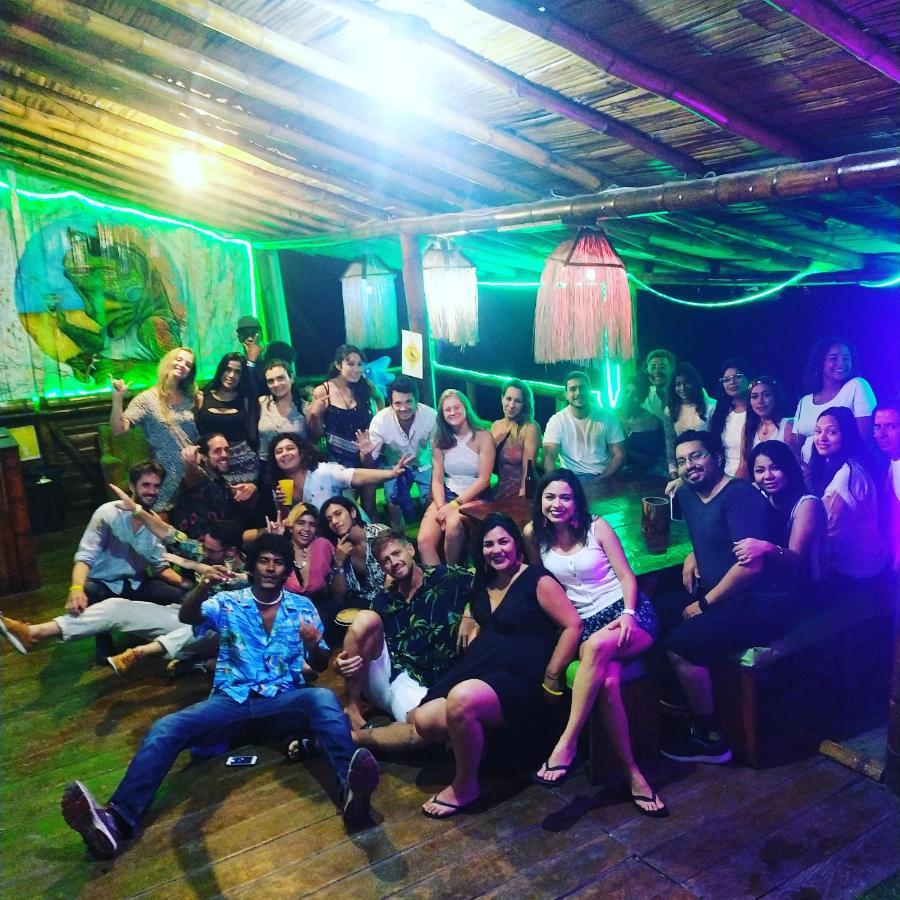 Iguana Beach House Hostel Montanita Ngoại thất bức ảnh