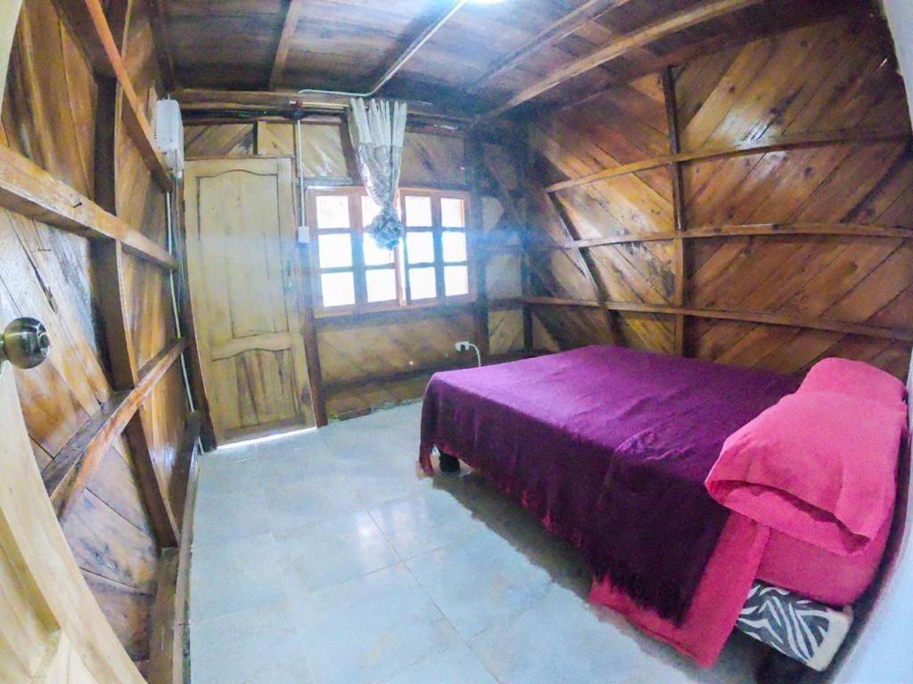 Iguana Beach House Hostel Montanita Ngoại thất bức ảnh